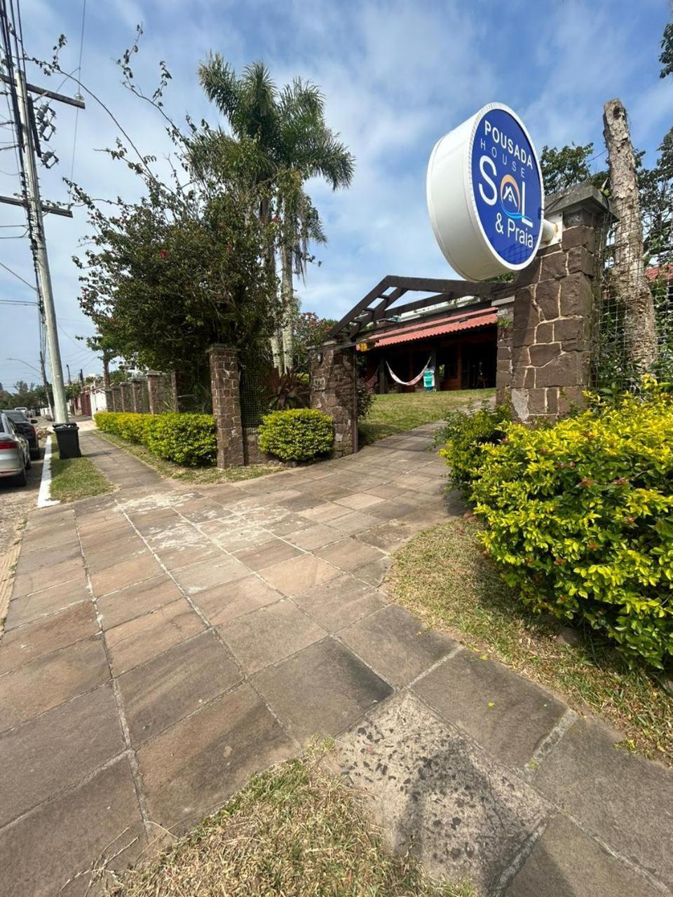 Pousada House Sol & Praia Torres Esterno foto